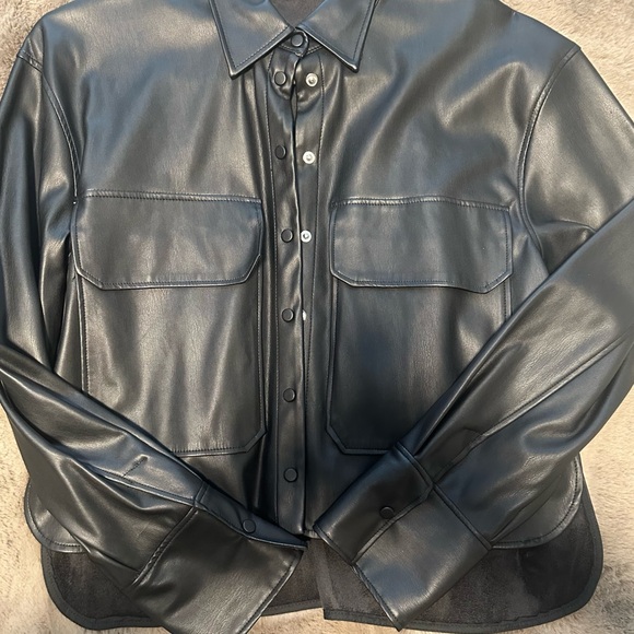 Zara Faux Leather Shirt Size Small
Like New, Pockets, Easy to Wear - Picture 7 of 11